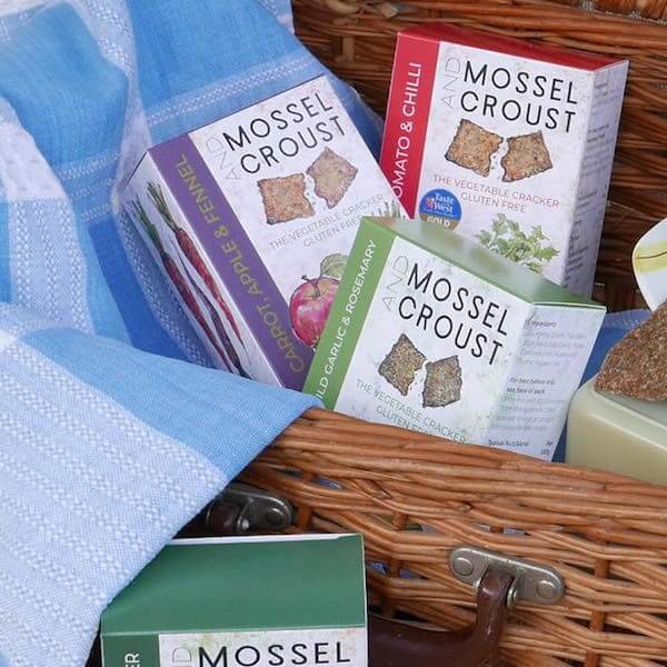 Mossel and Croust lifestyle logo