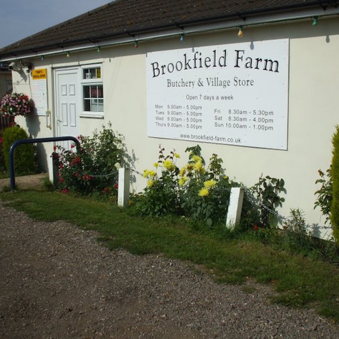 Brookfield Farm lifestyle logo