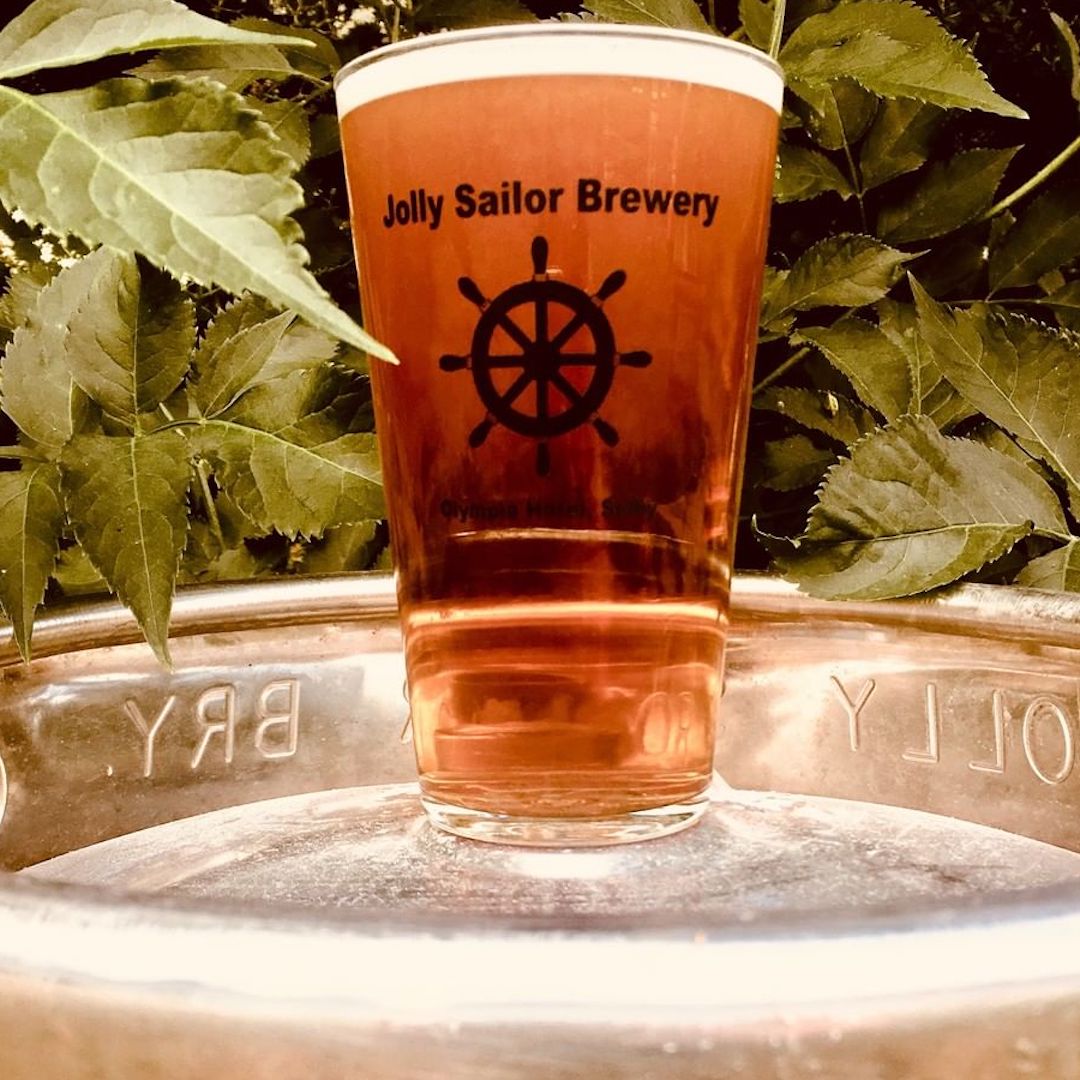 Jolly Sailor Brewery lifestyle logo
