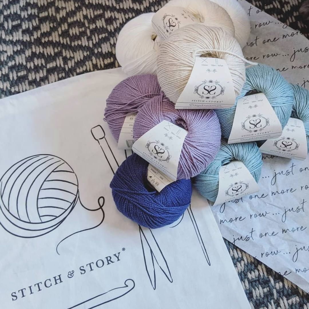 Stitch & Story lifestyle logo