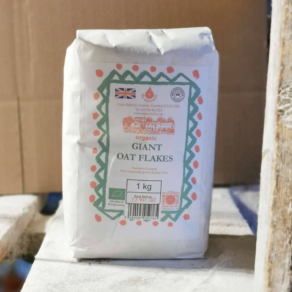 Image of Organic Giant Oat Flakes made in the UK by Little Salkeld Watermill. Buying this product supports a UK business, jobs and the local community