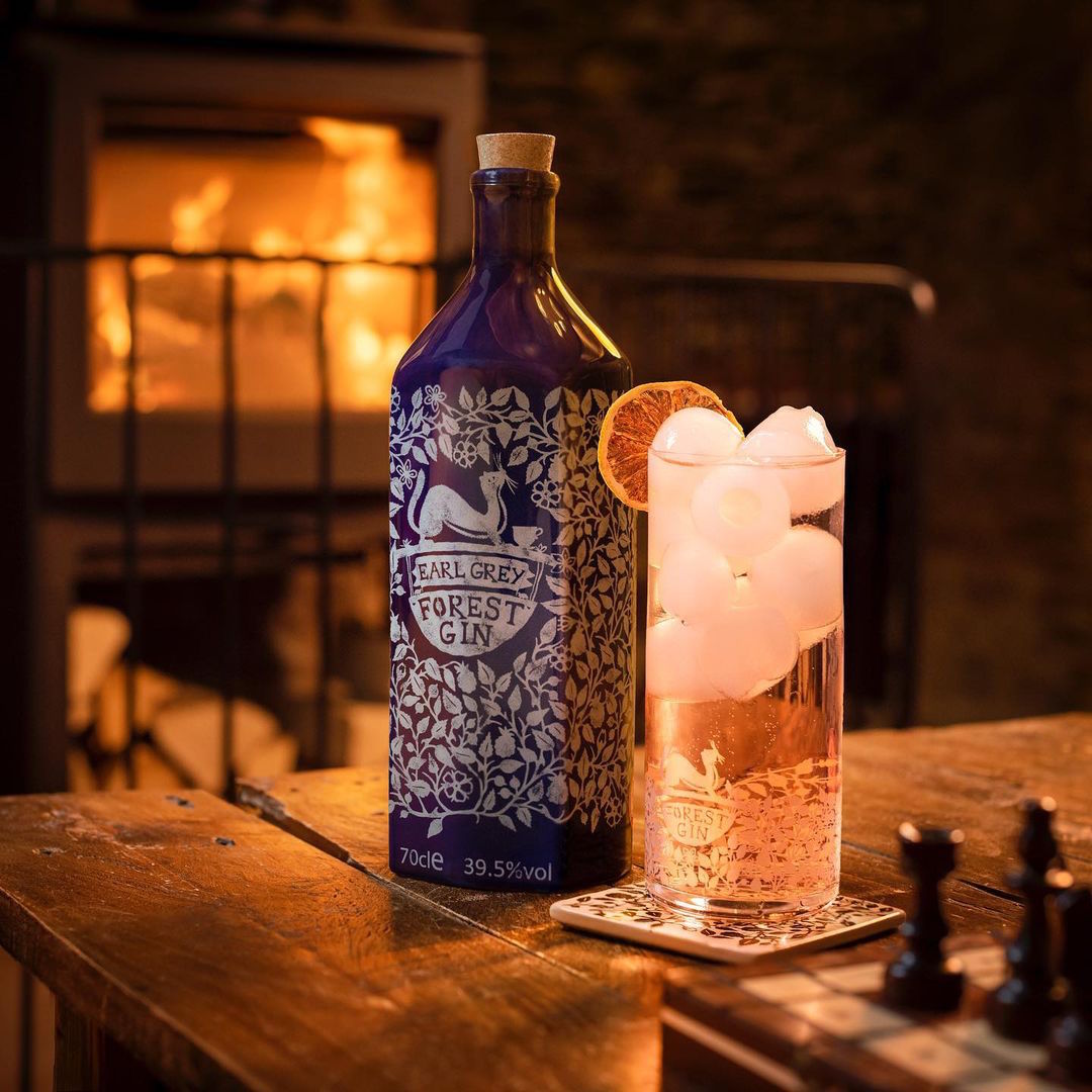 Image of Forest Earl Grey Gin made in the UK by The Forest Distillery. Buying this product supports a UK business, jobs and the local community