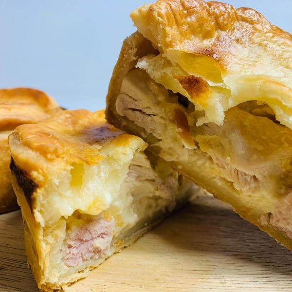 Image of Chicken & Ham Pie made in the UK by The Buffalo Farm. Buying this product supports a UK business, jobs and the local community
