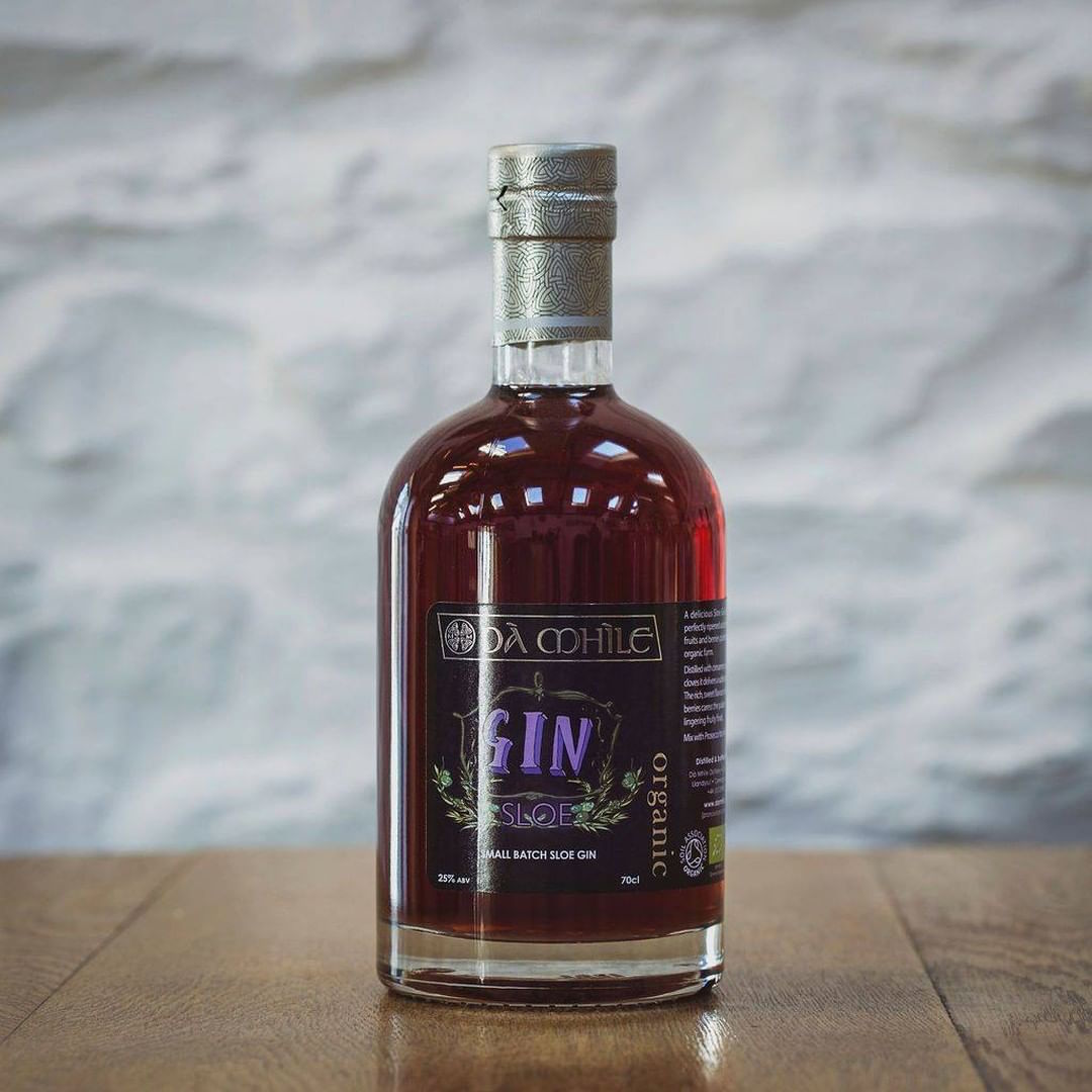 Image of Sloe Gin by Dà Mhìle for Flavoured Gin, designed, produced or made in the UK. Buying this product supports a UK business, jobs and the local community.