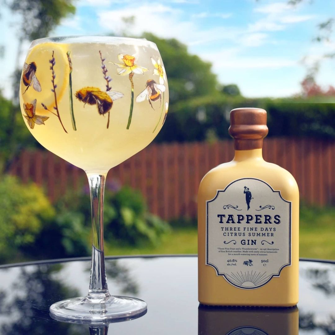 A glimpse of diverse products by Tappers Gin, supporting the UK economy on YouK.